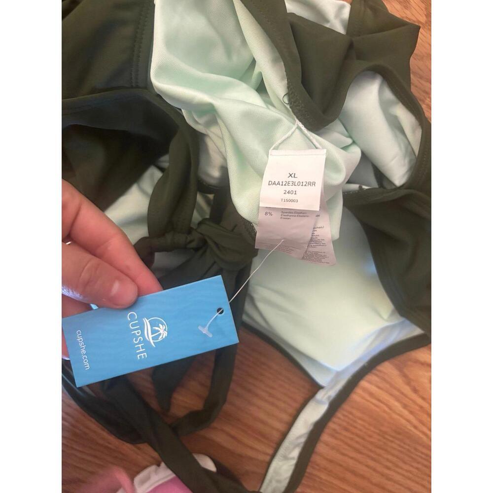 Cupshe One Piece Swimsuit Size XL - Picture 8 of 9